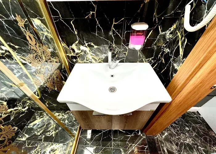 Отель Levent Palace Rezidans *